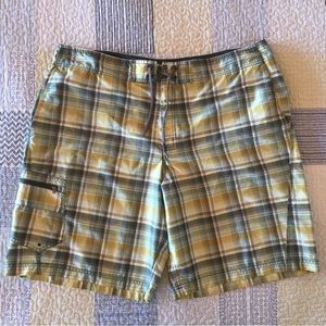 Columbia Board Shorts Men’s 42 Yellow Plaid